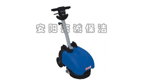 云寶 K3電線(xiàn)式洗地車(chē)